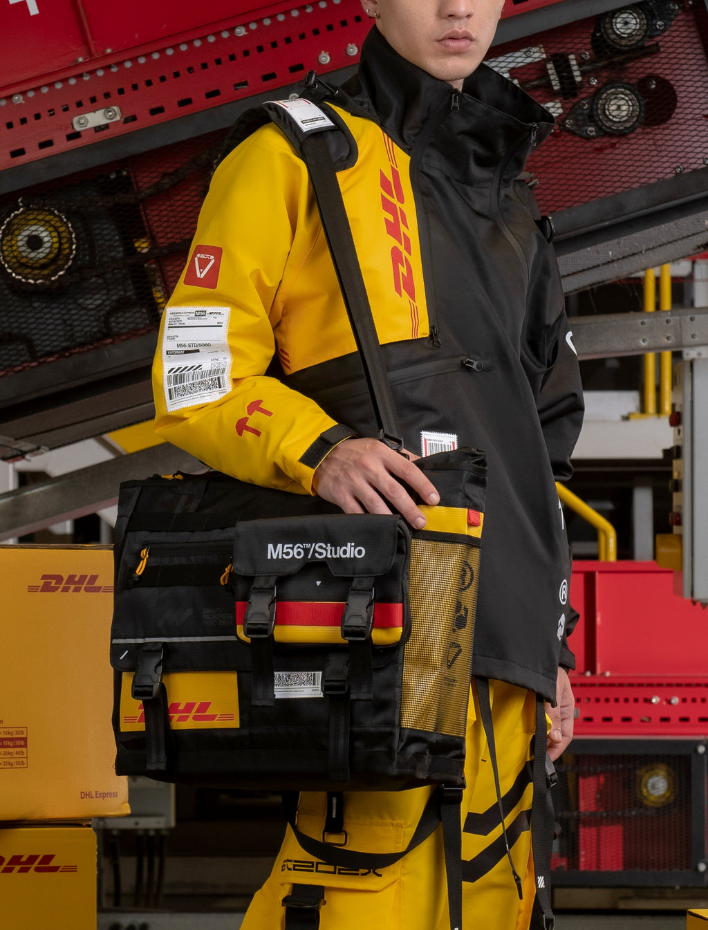 DHL56/CB-04