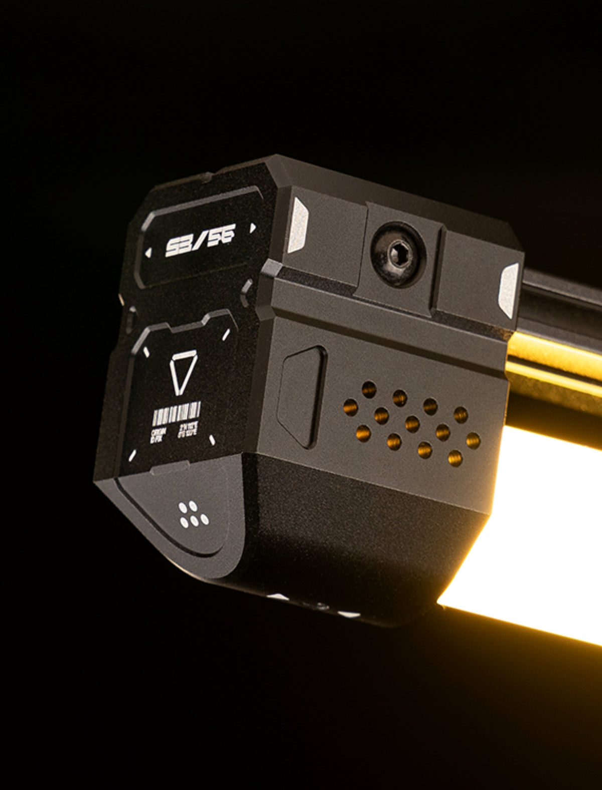 KV/056-1A | R3/MAG-M87