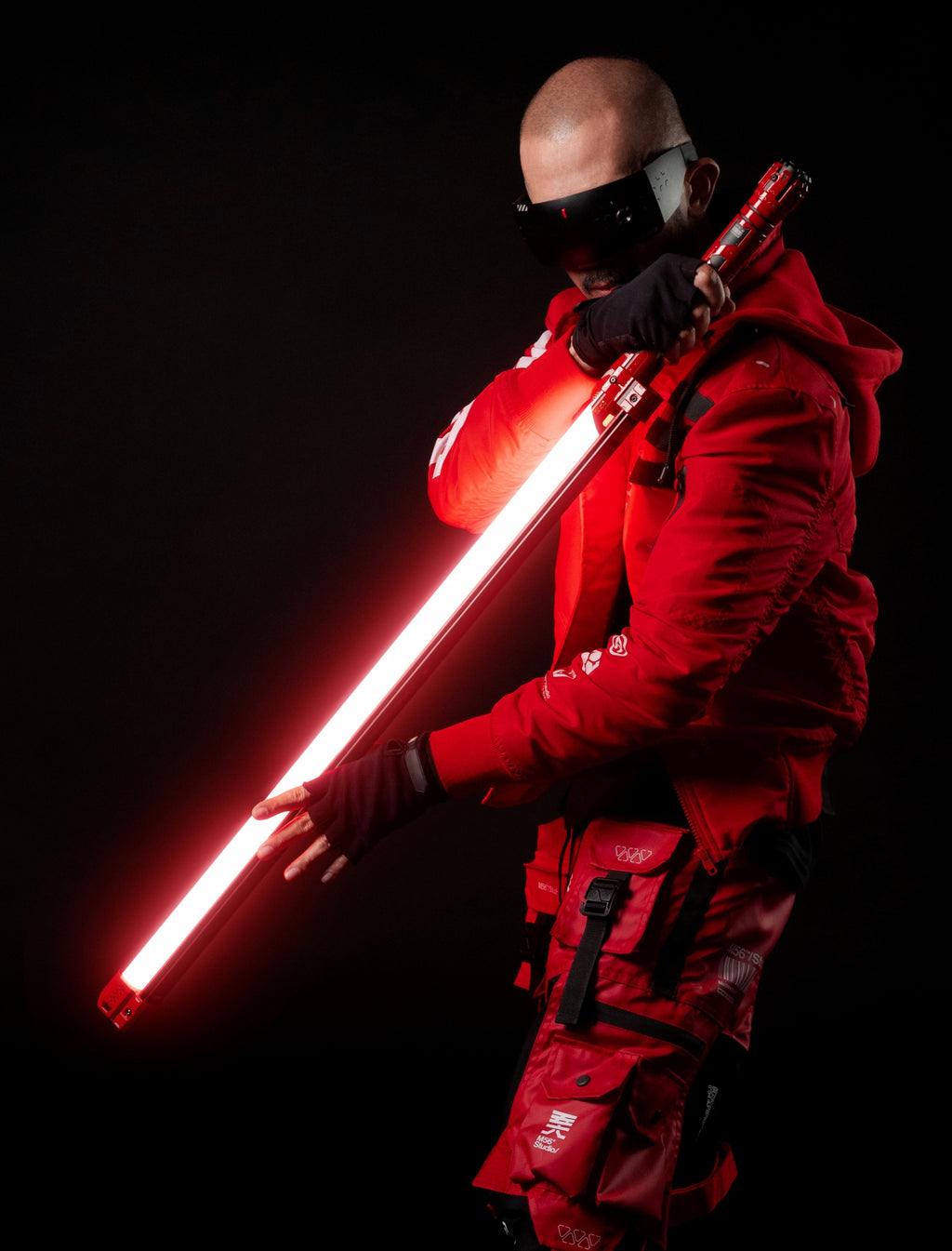 KV/056-1A | R1/RED-SHIFT